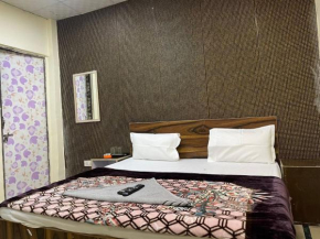 Hotel O Royal Plaza
